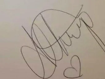 Athiya Shetty autograph